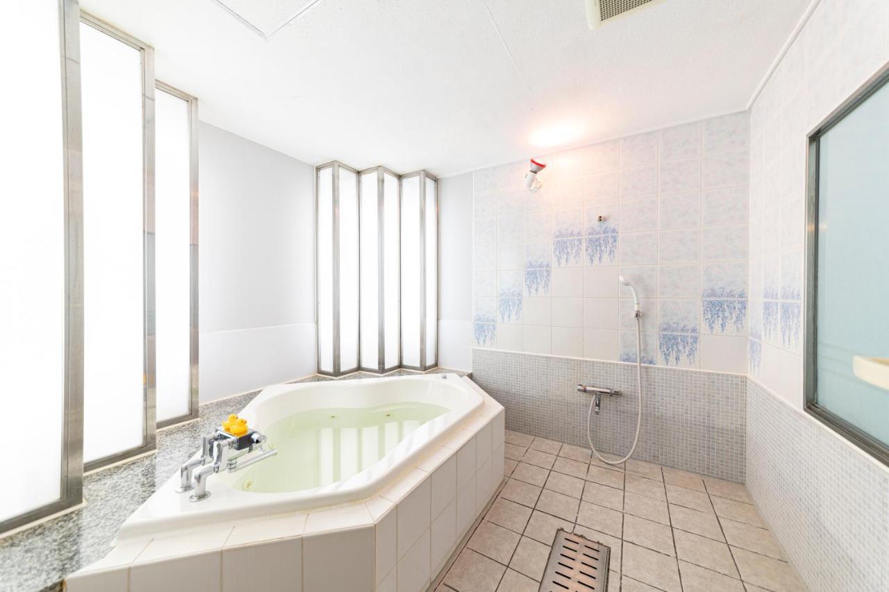 Hotel Chapel Sweet (Adults Only) Kobe Exterior photo