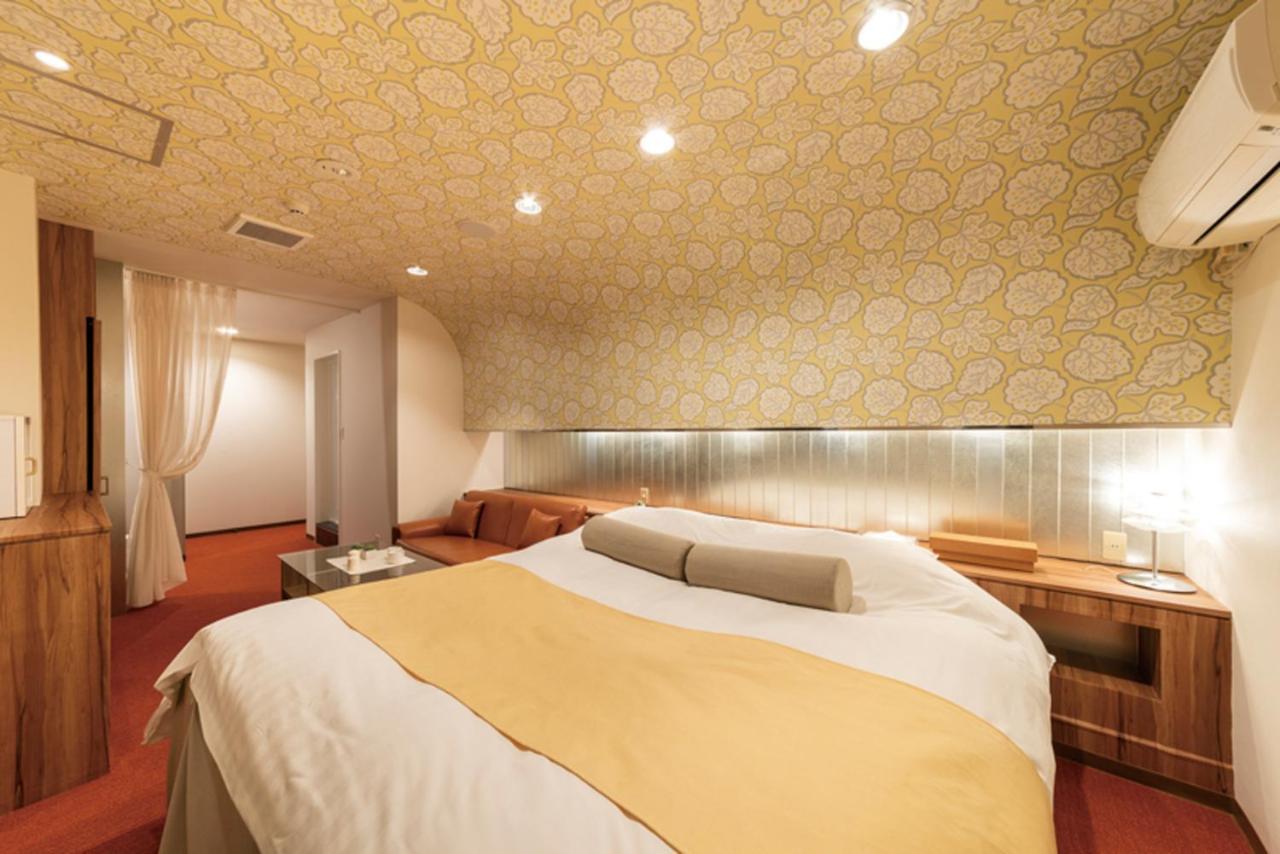 Hotel Chapel Sweet (Adults Only) Kobe Exterior photo